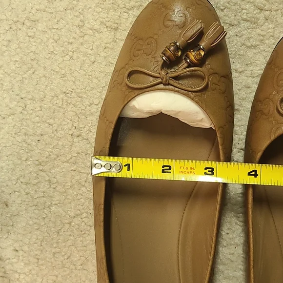 Gucci Guccisima Soft Light Camel Flats - Picture 11 of 11